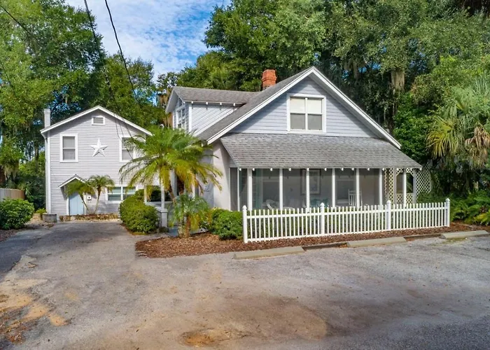 Historic Tremain Cottages
